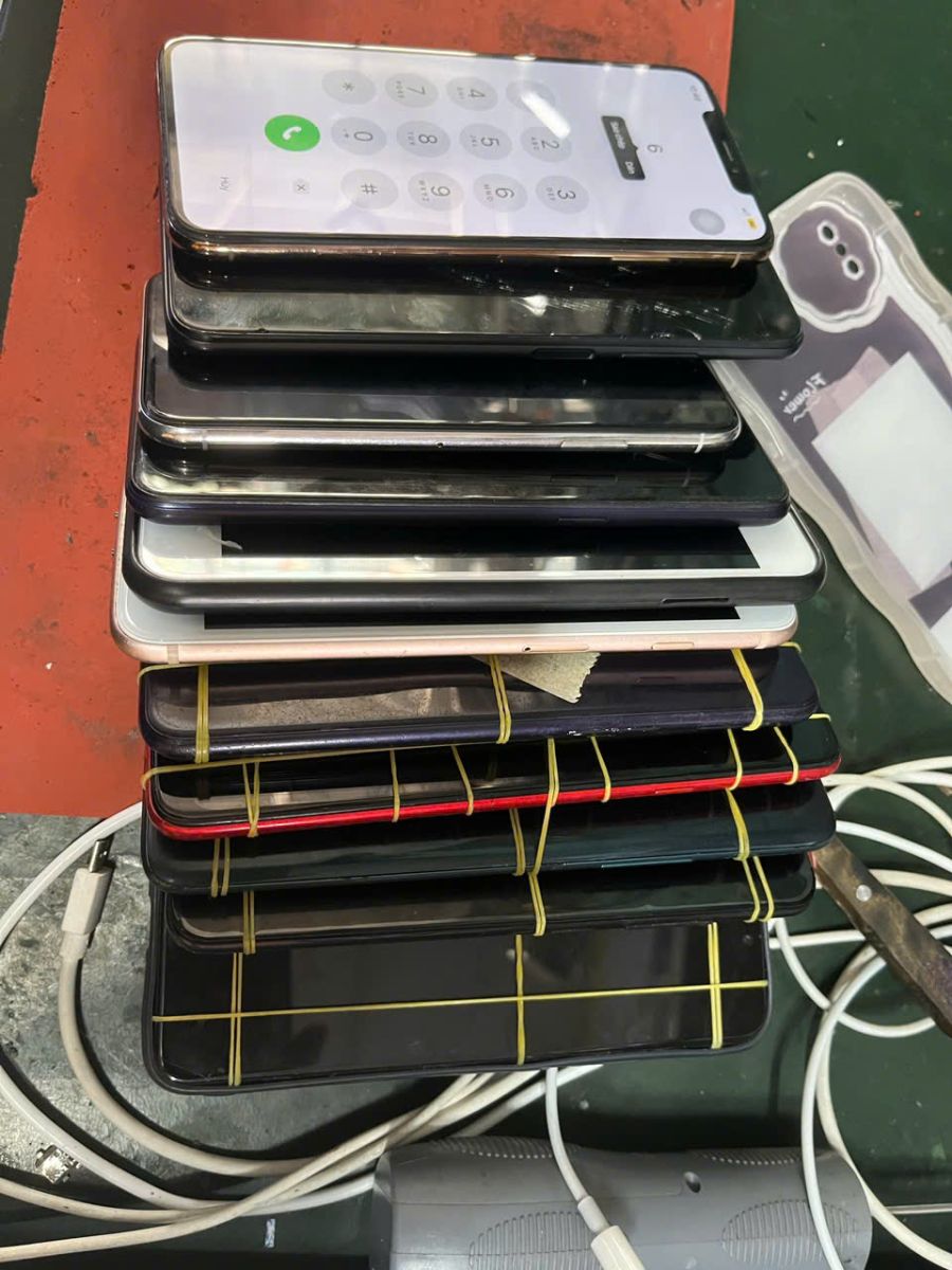 Sửa iPhone Khánh Bình Tân Uyên